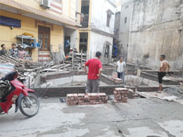 Khoan cấy thép Cột D20 bằng keo Ramset G5 nhà anh Tấn tại Kim Văn, Kim Lũ, Hà Nội